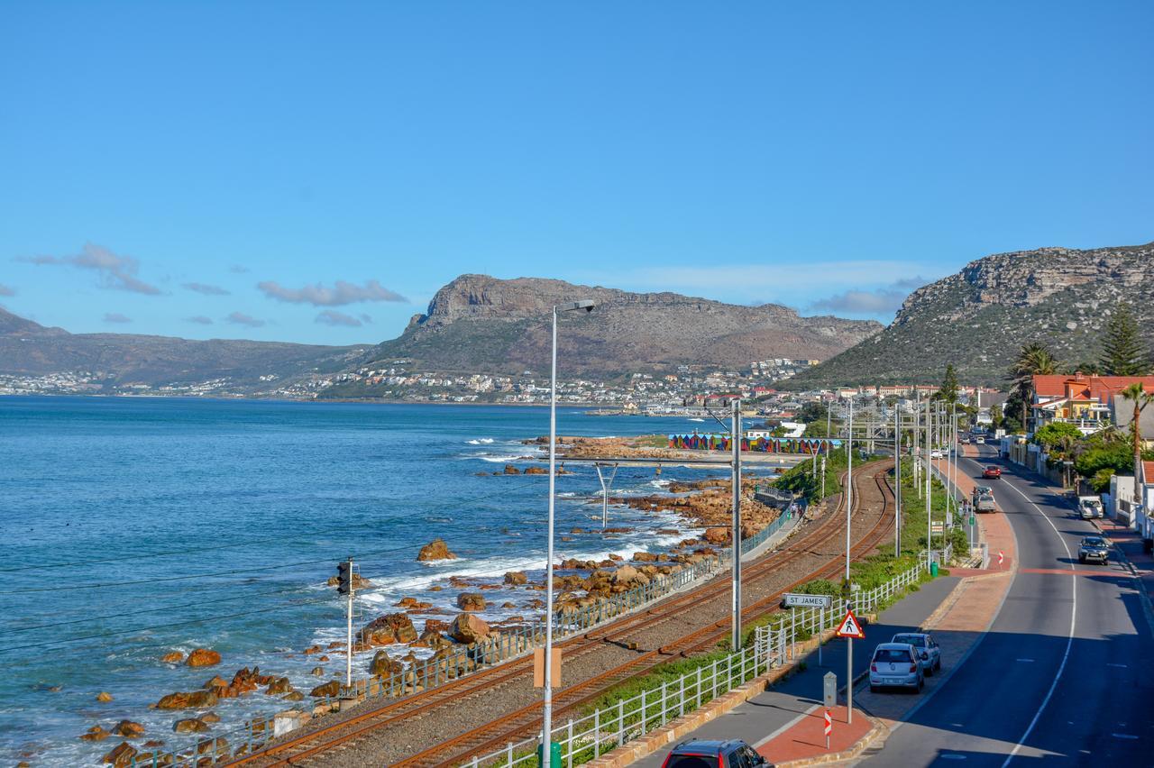 Oceanfront Penthouse Apartamento Muizenberg Exterior foto